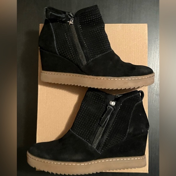 Sofft Bellview Wedge Boot (Women) - Black - Picture 15 of 15